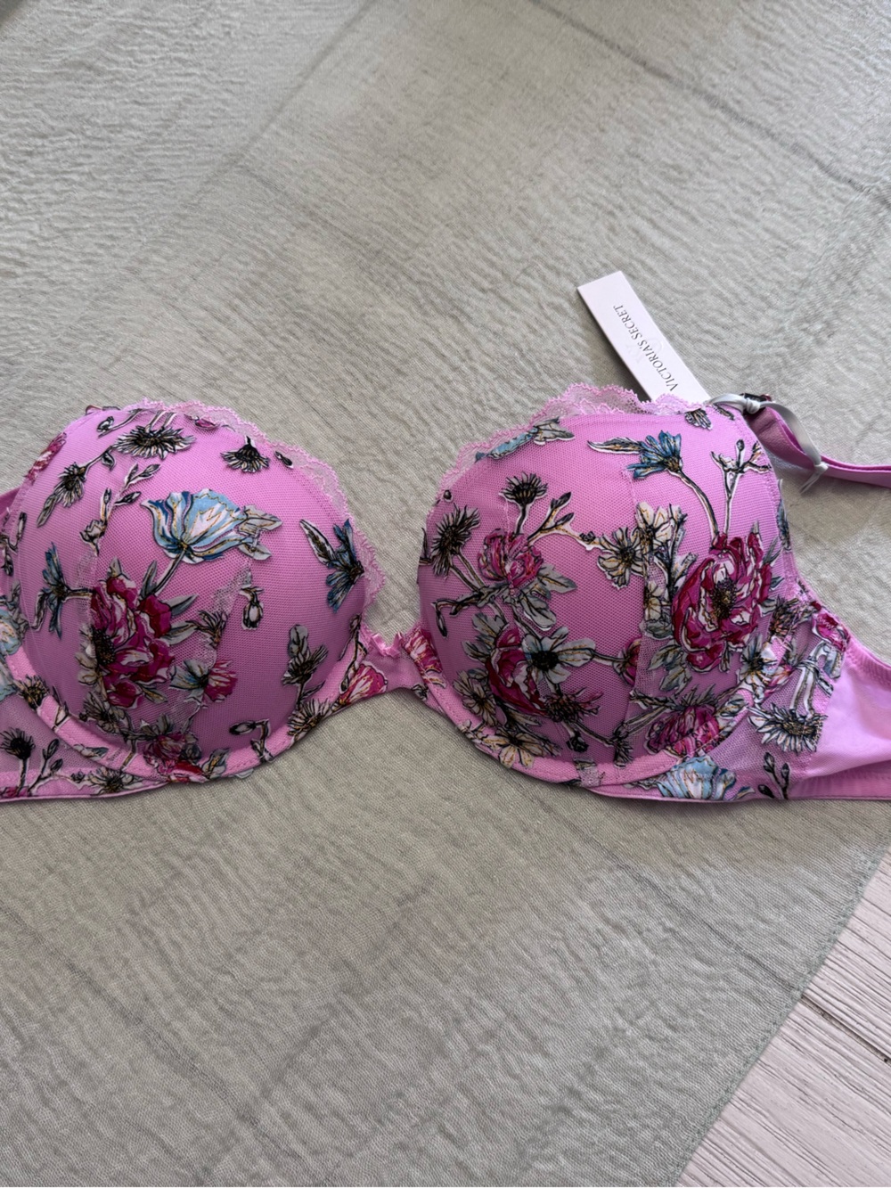Victoria's Secret Pink Floral Molded Underwire Bra